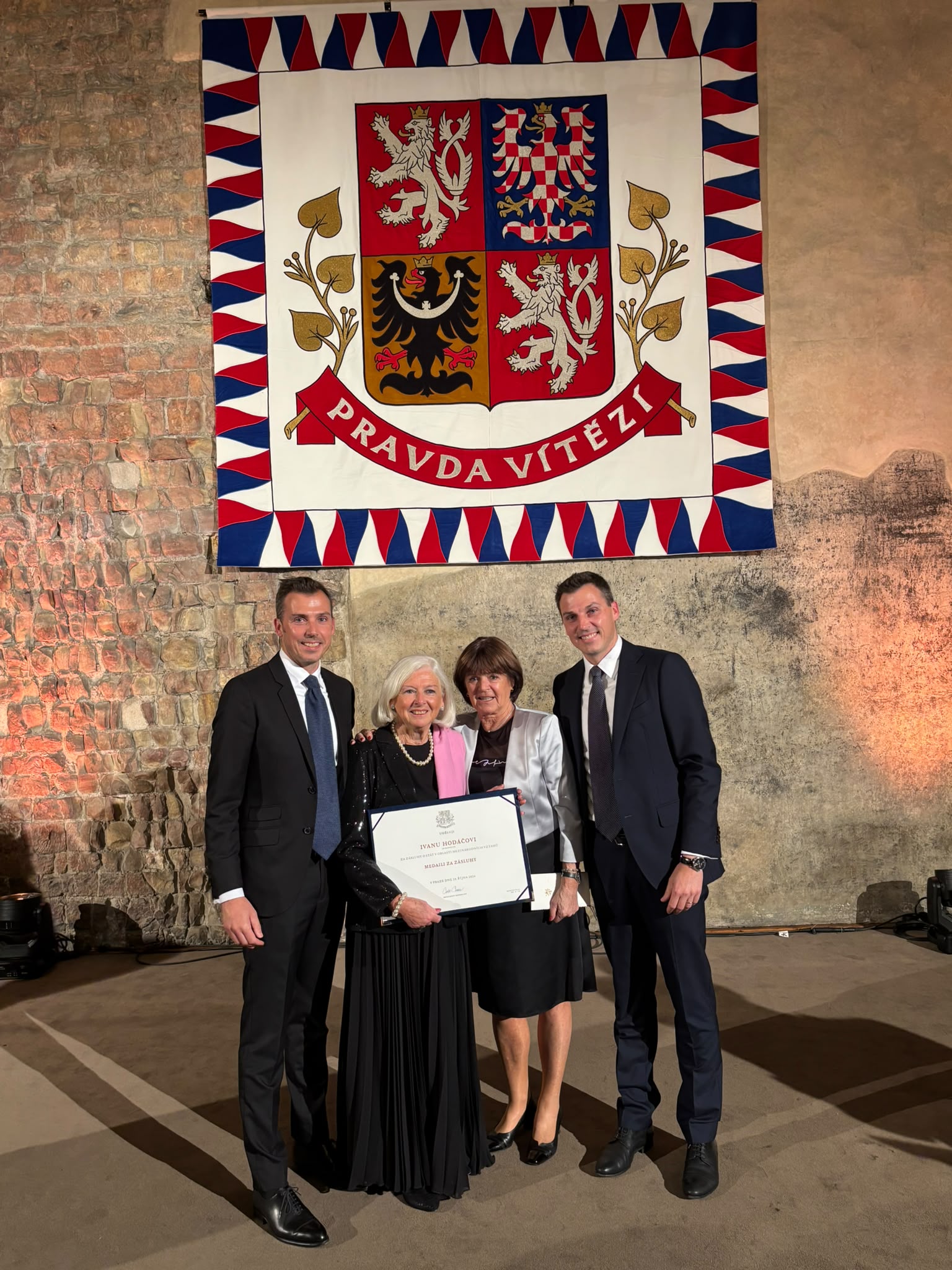 President Petr Pavel Awards Ivan Hodáč the Medal of Merit In Memoriam